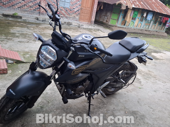suzuki 250 cc fi duel channel abs